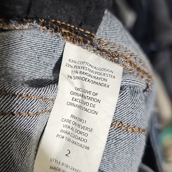 Democracy Ab Technology Jeans Size 2 - Picture 4 of 5